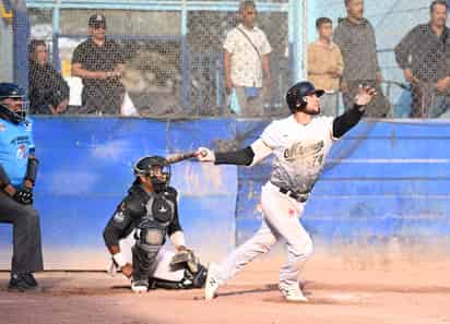 Los Leones lideran la serie por 1 a 0, a falta de jugar 3 innings en el segundo juego, el que están ganando por una carrera. (Ramón Sotomayor)