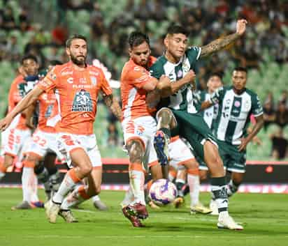 Un duelo sumamente cerrado sostuvieron ambas escuadras el año pasado en el Corona, terminando con un salomónico empate a un gol.