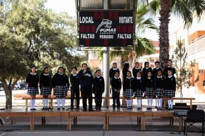 La institución fomenta el desarrollo integral de sus alumnos mediante actividades deportivas.