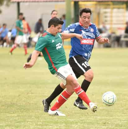 Los de San Isidro y el Francés de la Laguna, protagonizaron una lluvia de goles, al marcar 11 goles ambos equipos.
