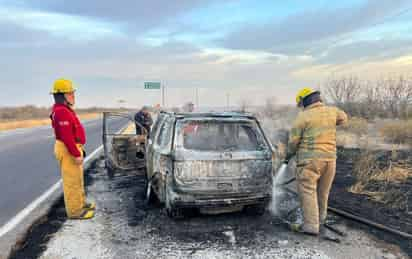 Se trata de una camioneta cerrada de la cual no se proporcionaron mayores características como marca, modelo o color. (EL SIGLO DE TORREÓN)