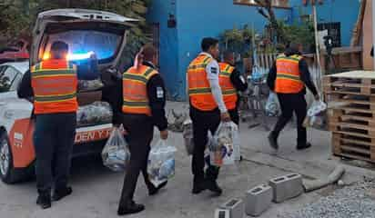 Agentes de Tránsito llevan apoyo a comedor para niños en Torreón