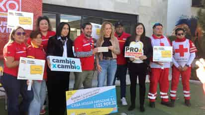 Tiendas OXXO entrega donativo de más de 100 mil pesos a la Casa Hogar Abrázame