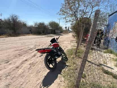 Menor de cinco años sufre herida expuesta al caer de motocicleta