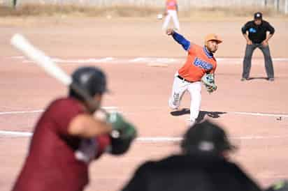 Laguneros aplasta a Sandilleros y toma ventaja en la final del Circuito Mayor