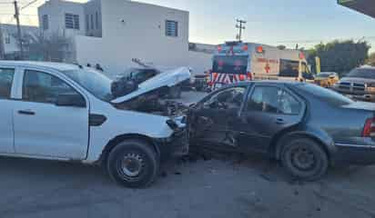 Accidente en Campo Nuevo Zaragoza: bomberos rescatan a conductora atrapada