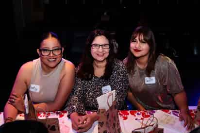 Gabriela Ibarra, Griselda Quiriarte y Silvia Romero (EL SIGLO DE TORREÓN / ENRIQUE CASTRUITA)
