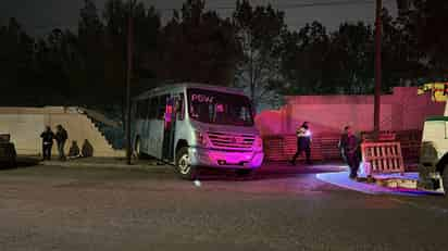 Conductor sufre ataque de tos y termina chocando en un colegio