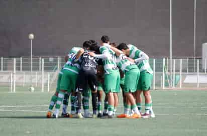 Arquero del Santos Laguna es llamado a formar parte del TRI Sub-16