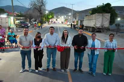 Entregan pavimentación en colonia Centauro del Norte