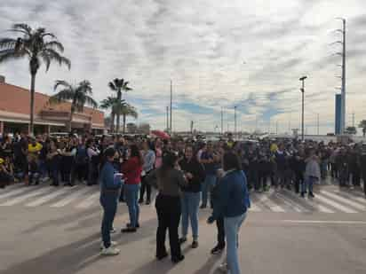 Incendio en empresa de Torreón (CORTESÍA) 