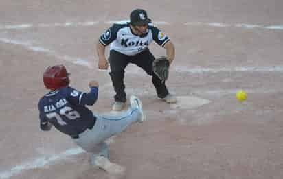 Tremendo inicio en softbol de San Isidro