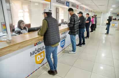 La atención se brinda en los Centros Multipago. (EL SIGLO DE TORREÓN)