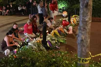 Tiroteo en universidad de Florida deja 2 muertos, responsable resultó herido cuando se encontró con las autoridades