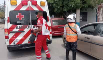 Joven atenta contra su vida, agentes viales y su madre lograron evitar una tragedia