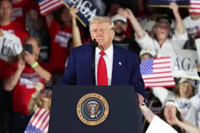 Relaja Donald Trump aranceles a autos, presidente describió el cambio como un puente
