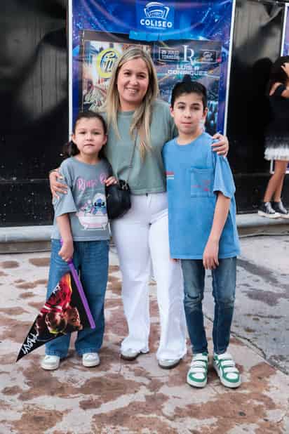 Eliza, Michelle y Elian.
