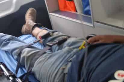 Salvan a hombre mordido por serpiente en zona rural de Galeana