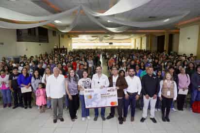 Se suman más de 15 mil alumnos coahuilenses a la Beca Benito Juárez en una semana