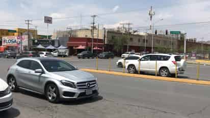 Buscan restringir vueltas continuas a la derecha en vialidades de Torreón
