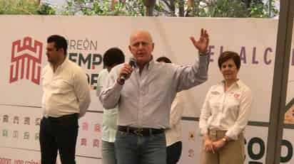 Lleva alcalde brigada municipal a Las Julietas, anuncia obras de recarpeteo, techumbre y drenaje