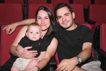 Alejandra Ruiz, Lorenzo, Ricardo Diez.