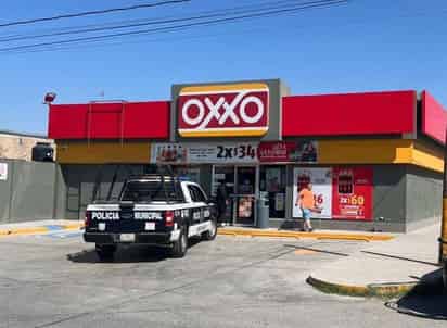 Asaltan tienda de conveniencia en la colonia Miravalle de Gómez Palacio