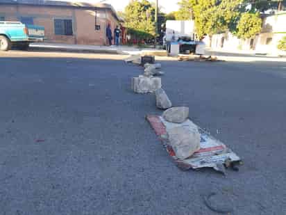 Vecinos bloquean vialidad en Torreón por no tener luz 30 horas