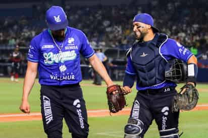 La gran labor del pitcher tijuanense Aldo Montes en la lomita permitió al conjunto lagunero conquistar tierras regiomontanas anoche.