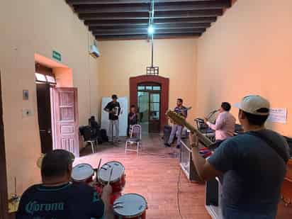 Con regalos y música festejarán a las madres del municipio de Viesca