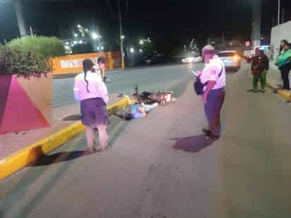 Joven de 21 años sufre fuerte accidente de motocicleta en Gómez Palacio