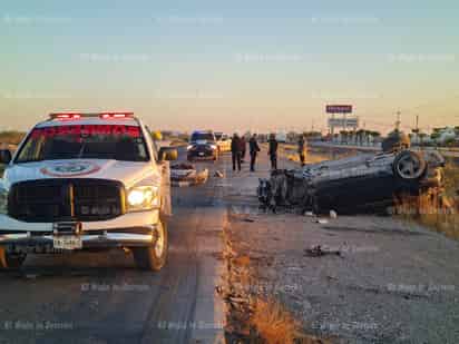 Mueren dos hombre tras fatal volcadura en Gómez Palacio, salieron disparados del vehículo