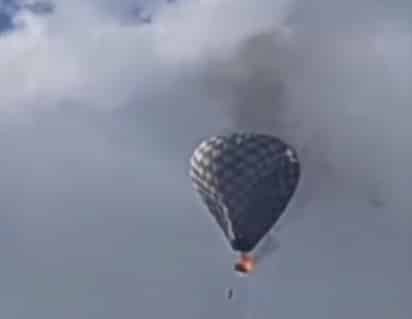 Muere una persona al incendiarse globo aerostático durante festival en Zacatecas | Video