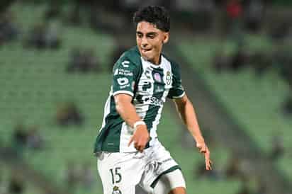 ¿Cómo fue el paso de Santiago Naveda por Santos Laguna?