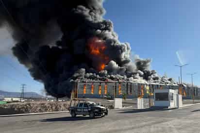 Abre FGE carpeta de investigación por incendio en Daimay Planta 5