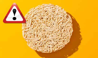 El peligro de consumir sopas instantáneas en exceso