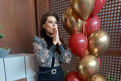 Yadhira Carrillo celebra cumpleaños y confirma 'truene' con Juan Collado