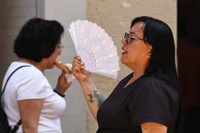 Altas temperaturas disparan demanda de tinacos subsidiados