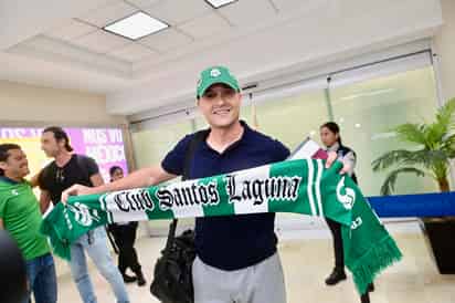 El español hizo su arribo a la Comarca Lagunera para tomar las riendas de la escuadra albiverde rumbo al Apertura 2025.