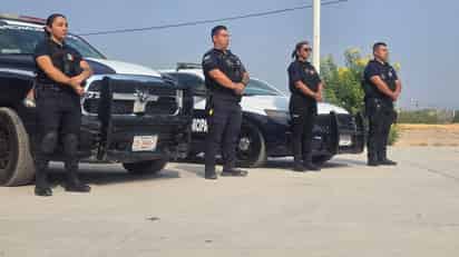 Entregan diplomas y las dos patrullas que les donaron a Policía de Francisco I. Madero