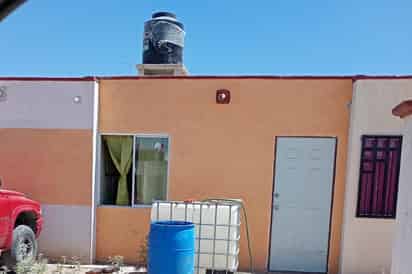 Vecinos de San Alberto, en Francisco I. Madero, exigen agua tras un mes sin servicio