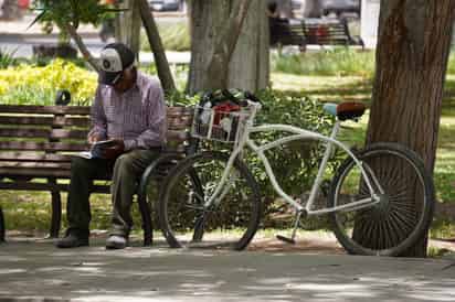 Adultos mayores, jubilados, pensionados y personas con discapacidad, solamente pagarán el 50 por ciento de impuesto Predial. (EL SIGLO DE TORREÓN)