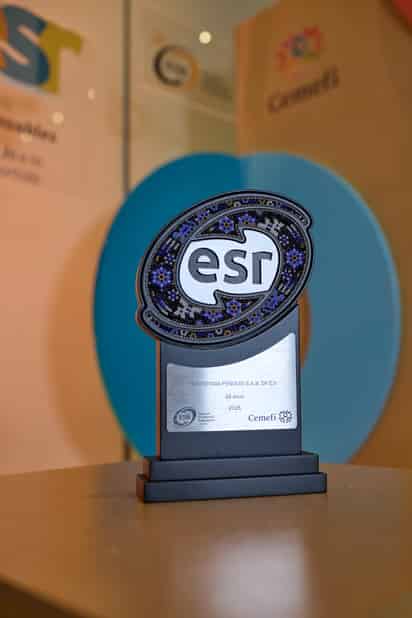 Industrias Peñoles Recibe el Distintivo ESR por 24 años Consecutivos