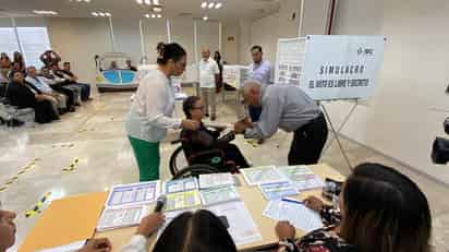 Realiza INE simulacro de votación con perspectiva inclusiva