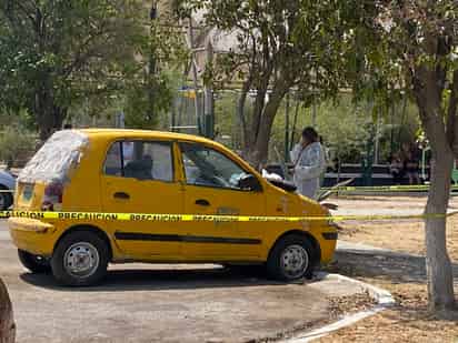 Dentro de auto yonkeado, hombre de la tercera edad sin hogar es localizado muerto