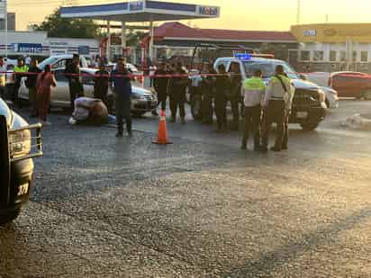 Joven de 19 años muere tras lanzarse de un puente vehicular en Gómez Palacio