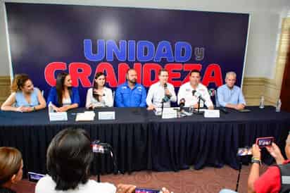 Los líderes panistas participaron en diversas actividades de respaldo a los candidatos de la coalición. (EL SIGLO DE TORREÓN)