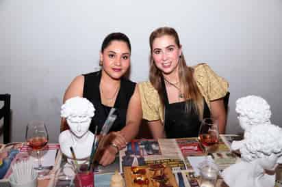 Miriam y Lorena.