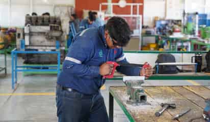Peñoles apoya la educación de jóvenes de comunidades remotas