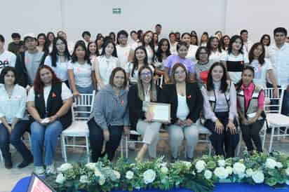 Reconoce IMM Torreón a universidad por su adhesión a movimiento Embajadoras Naranja